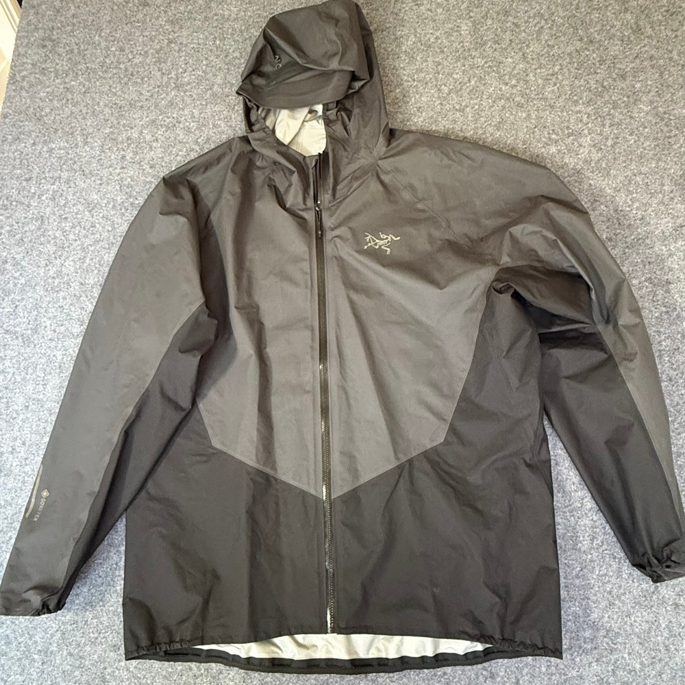 Arcteryx Norvan Shell Jacket M Mens XL Black Grey GORE-TEX Waterproof Gorpcore
